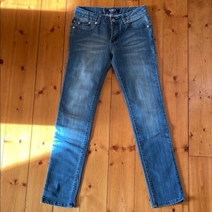 Victoria Beckham Rock & Republic Slim Skinny Jeans in Medium Blue Wash